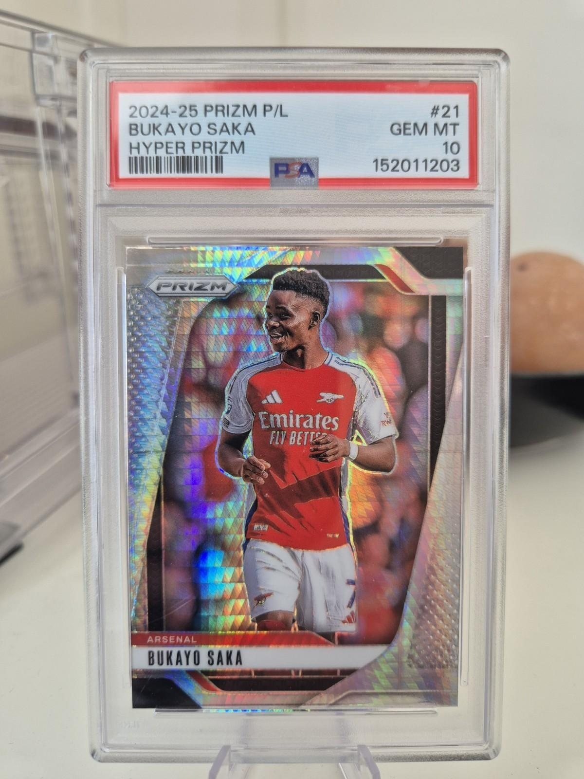 Bukayo Saka Prizm Red Wave PSA 10